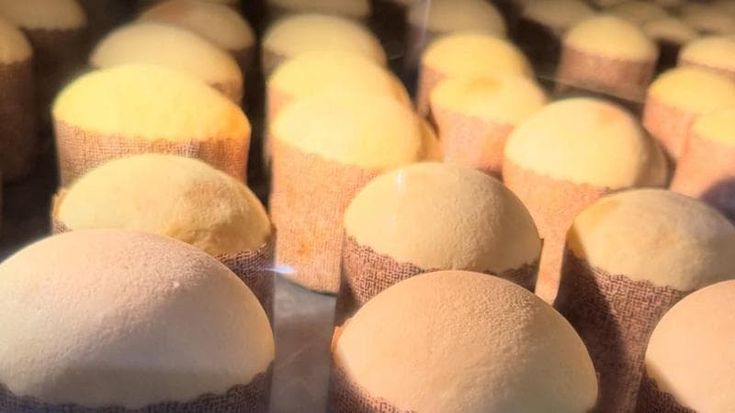 Lunghe code per la Nuvola di Ghigo che va soldout. Il proprietario regala cioccolata calda