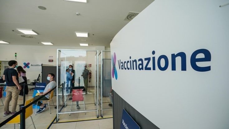 Cirio: "Da lunedì Piemonte in zona bianca. Niente più coprifuoco, ma non bisogna abbassare l'attenzione"