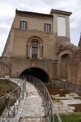 Archeologia, restaurati gli affreschi della Casina dei Farnese