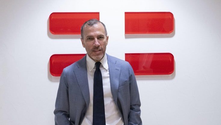 Tim, lavoratori in sciopero contro lo scorporo della rete. Landini: "No spezzatino". Sbarra: "No taglio costo lavoro"