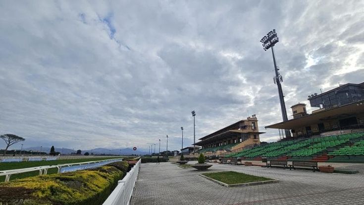 L’ippodromo torna al Comune: “Ora a Capannelle anche il padel”