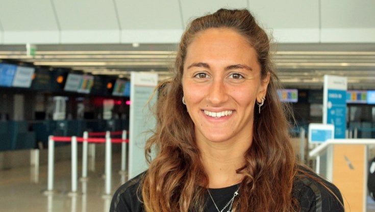 Olimpiadi, italiano positivo viaggia con gli atleti: paura per Quadarella e le squadre di tuffi e di basket