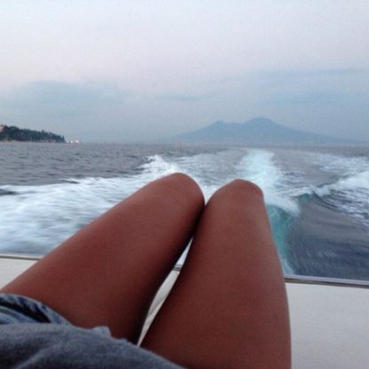 Polemiche sul web<br />per le gambe della Canalis<br />&nbsp;