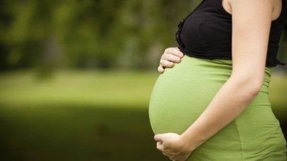 Respirare aria inquinata in gravidanza potrebbe aumentare il rischio di autismo nel nascituro