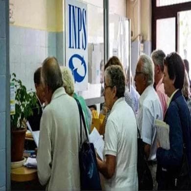 Pensioni, sale l’età. Per quella di vecchiaia si esce a 67 anni e 6 mesi nel 2029