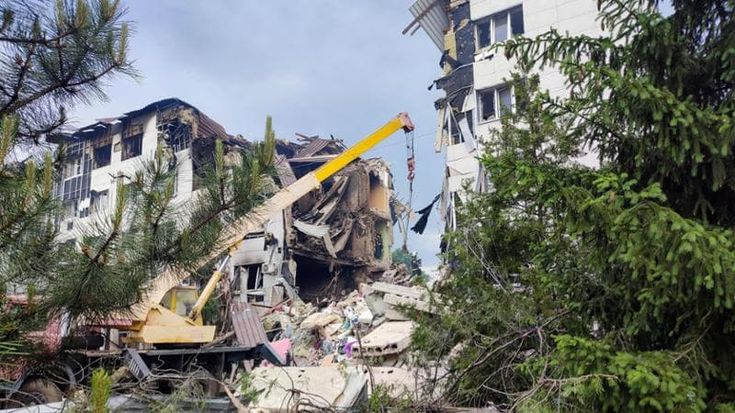 Kiev colpisce ancora: sei morti in uno studentato. Putin: “Ci vendicheremo”