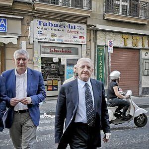 La menzogna istituzionale