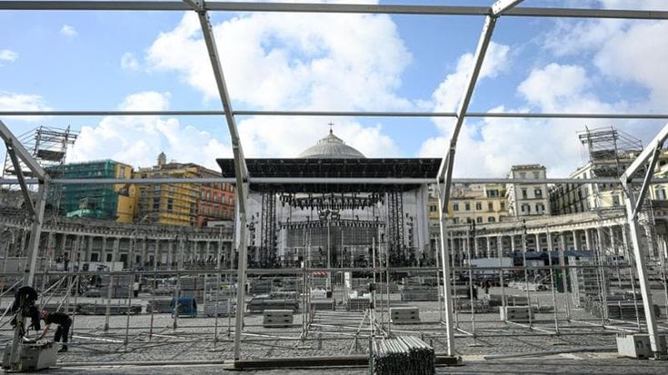 Napoli, piazza Plebiscito off limits per la finale di X Factor