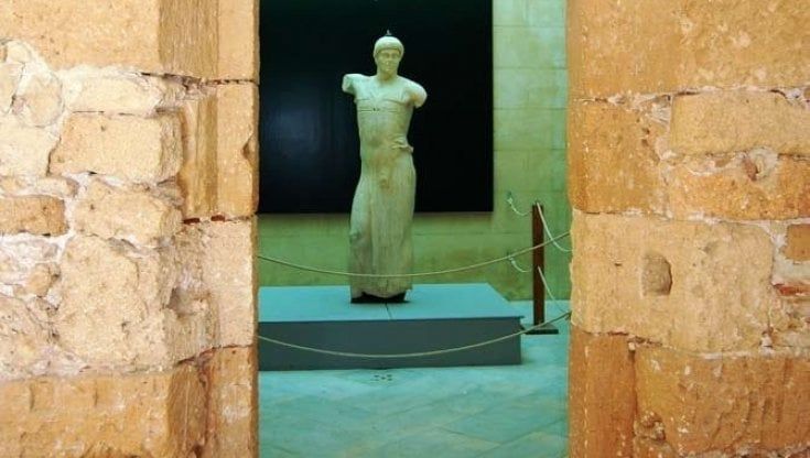 La statua della discordia: una perizia deciderà sulla trasferta del Giovinetto