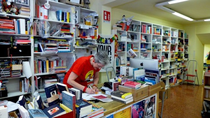 Nicoletta Maldini, la libraia di via Goito: “Una vita nelle storie, le mie trame felici che aiutano a capire”