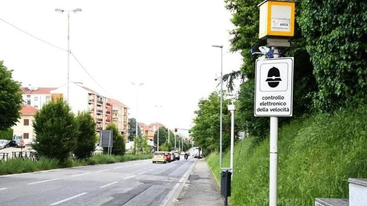 Scoppia il caso degli autovelox non autorizzati