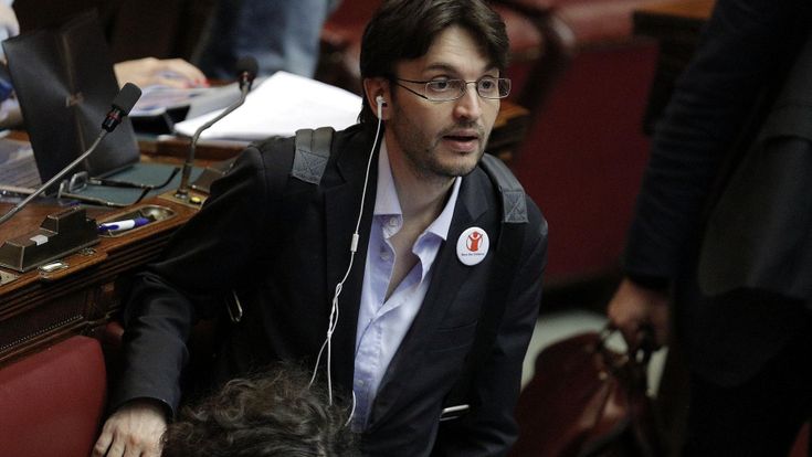 M5S, Dall'Osso: “Non lascio per tenermi i soldi. In Forza Italia ho trovato più umanità”