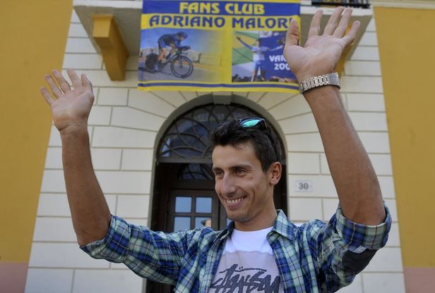 Ciclismo, Malori torna a casa: festa a Traversetolo