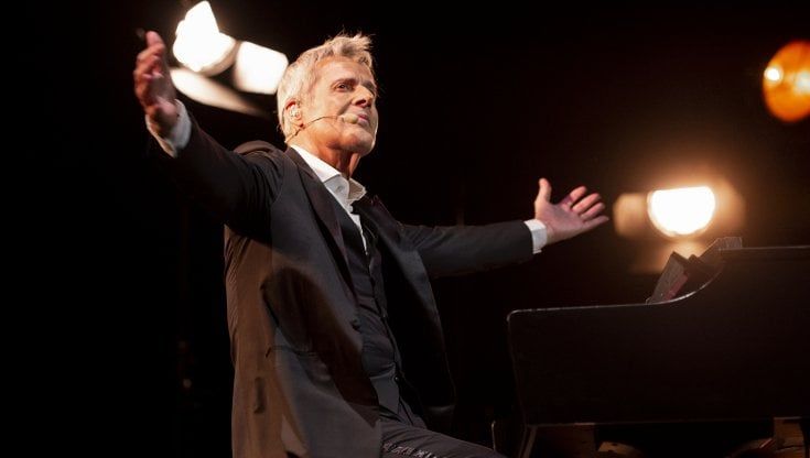 Baglioni, Premio Tenco alla carriera: "Ho aspettato tanto, per anni mi hanno tenuto lontano con i pregiudizi"