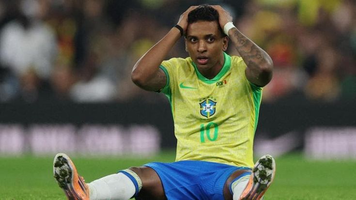 Rodrygo si rompe crociato e menisco del ginocchio: stagione finita e niente Mondiali
