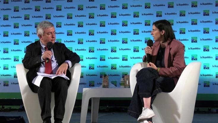 Repubblica delle Idee 2023, le domande dei lettori per Elly Schlein: "Come battere le destre? Parlando di ciò che non menzionano mai, lavoro e povertà"