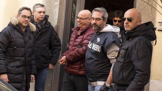 Roma, il signore degli affitti d'oro e la tangente a "er Gnappa", il bandito della Magliana