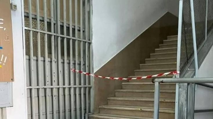 “Guardate le nostre scuole e capirete le proteste”: l’album degli orrori per gli studenti in Puglia