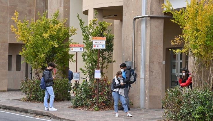 Il viaggio impossibile per arrivare al polo universitario di Sesto, snobbato dal tracciato del tram