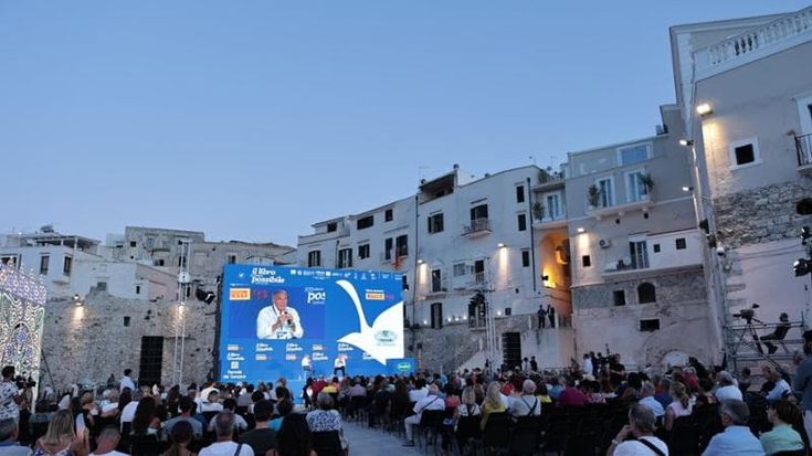 Libro Possibile a Polignano e Vieste: edizione record con oltre 250 ospiti