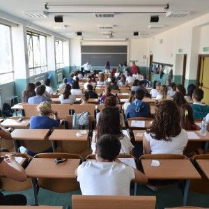 Ateneo, gli studenti contro Lagalla