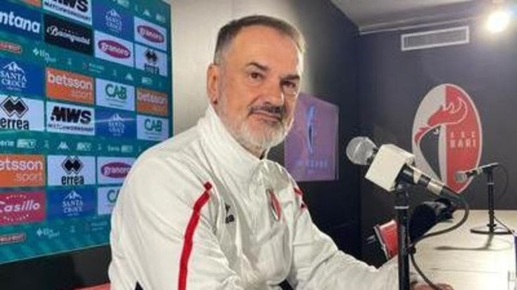 Bari, Vivarini lancia allarme: “Il mercato mi preoccupa”. Contro la Carrarese torna Moncini