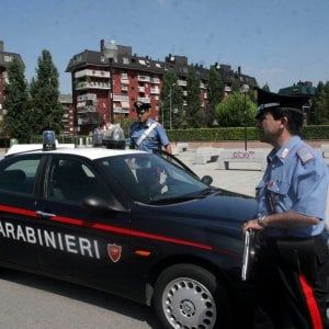 Roma, aggressione a Termini: 27enne rapinato e scaraventato a terra