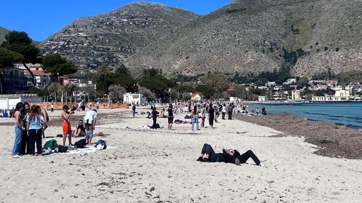 Un piano per Mondello, il Comune organizza i servizi per la spiaggia