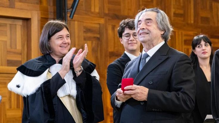 Riccardo Muti all'inaugurazione dell'anno accademico in Cattolica: il maestro dirige in aula magna