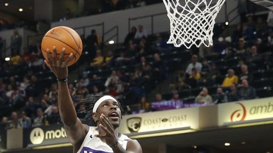 Basket, l'incredibile favola della famiglia Holiday: tre figli in Nba
