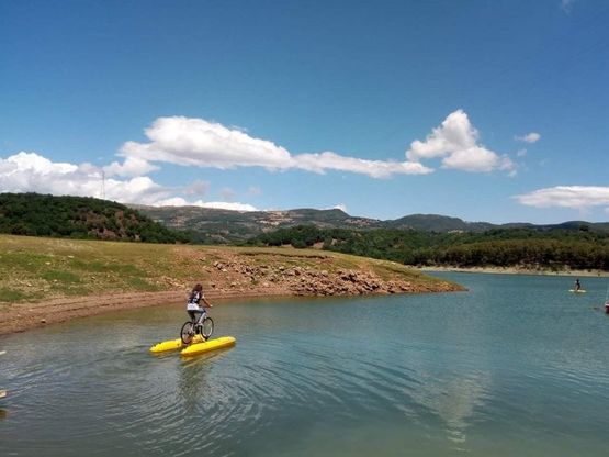 Potenza, in gita sull'acqua al lago Pertusillo