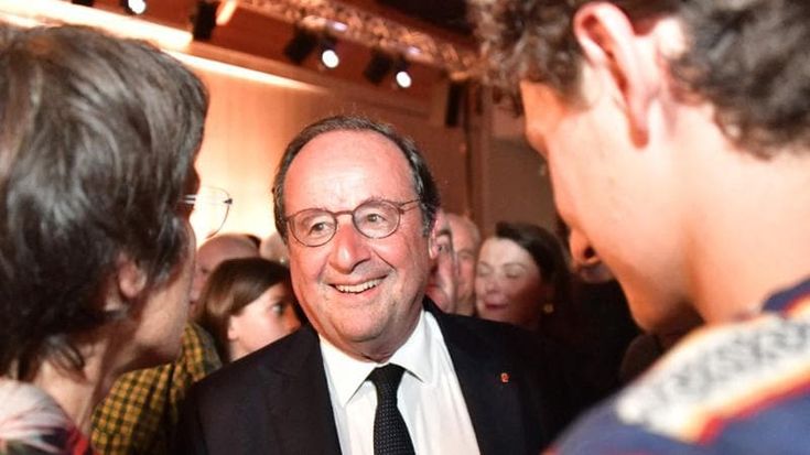 Il ritorno di Hollande: “La gauche è l’unica diga per fermare la destra”