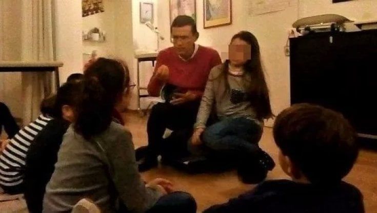 Letture come cura per bambini autistici: ad Acquaviva delle Fonti la biblioterapia è prescritta dai medici