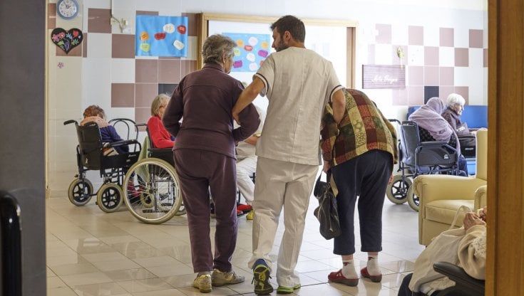Rsa, stangata bollette: “Non potremo lasciare gli anziani al freddo”
