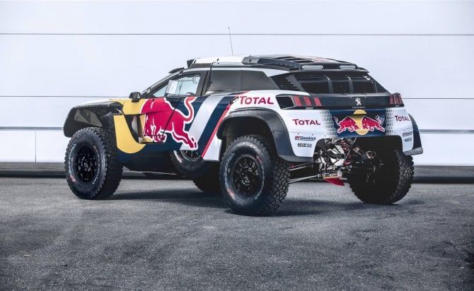 Peugeot Sport presenta la nuova 3008DKR Maxi