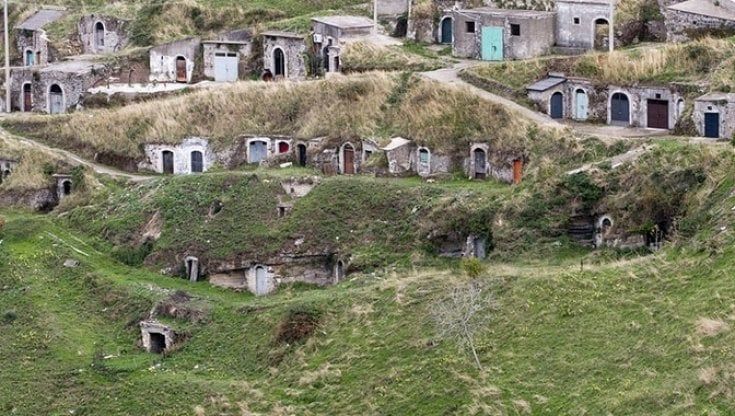 Potenza, a Barile una targa segnala i luoghi in cui Pasolini girò Il Vangelo secondo Matteo