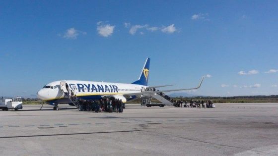 Trapani, Ryanair minaccia di andarsene. Airgest: "Colpa di quattro comuni"