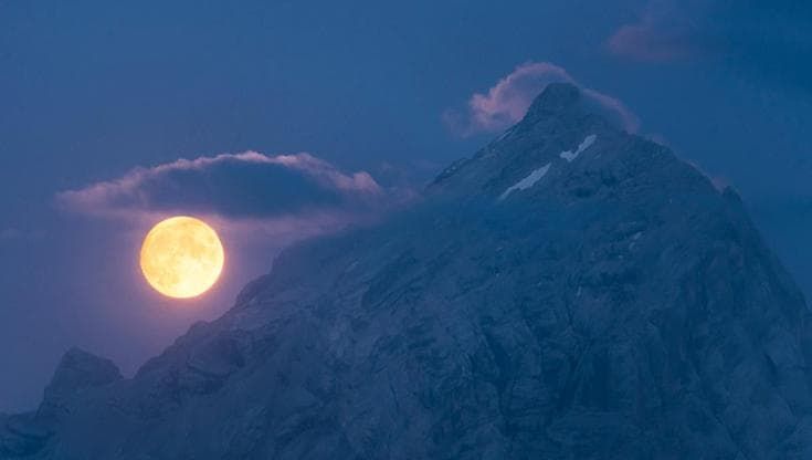 Cos’è la mini Luna blu visibile il 31 maggio
