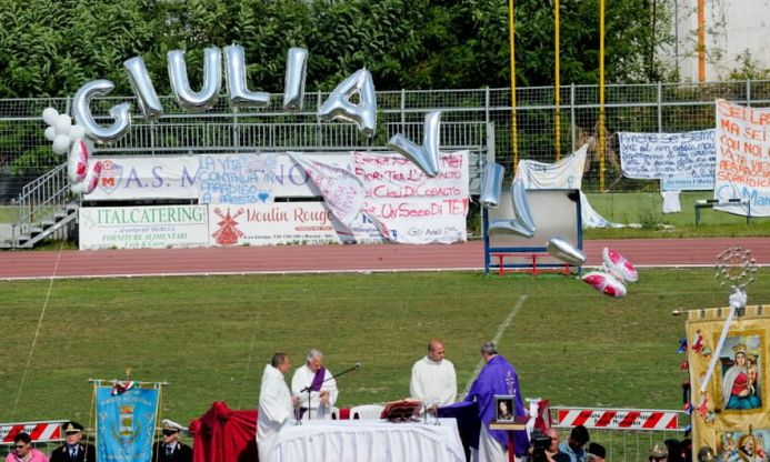 A Marano i funerali di Giulia Menna