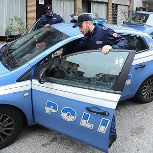 Palermo, litiga con la moglie per l'arma clandestina: un arresto
