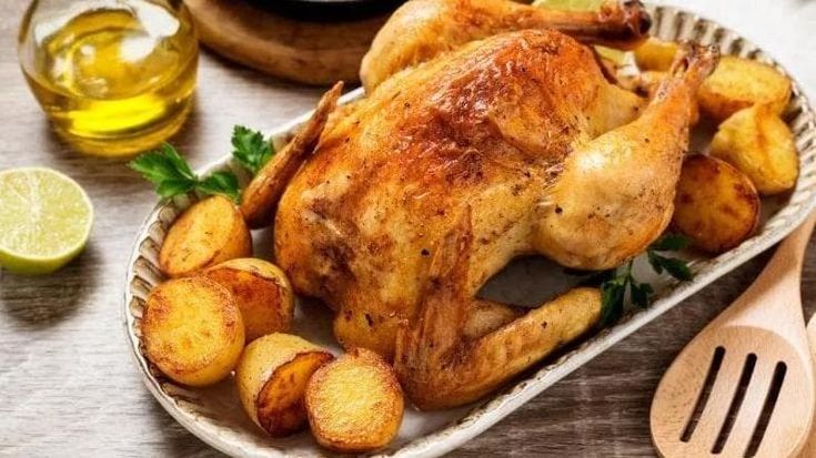 Intossicazioni alimentari, come evitarle: “Attenti agli avanzi tenuti ore in tavola e ai cibi crudi”