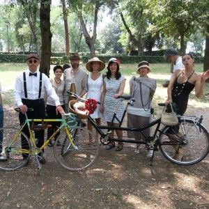 Defil&eacute;e, degustazioni e balli: a villa Borghese il bicistyle Velo Love