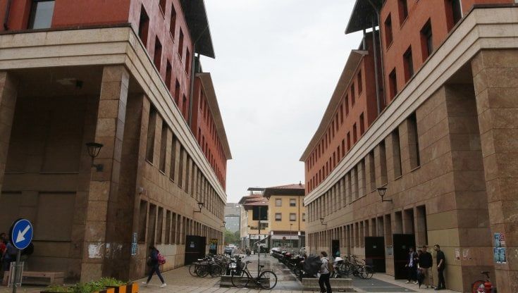 L'invito alla protesta in piazza inviato dalla Cgil a tutti gli studenti universitari di Firenze
