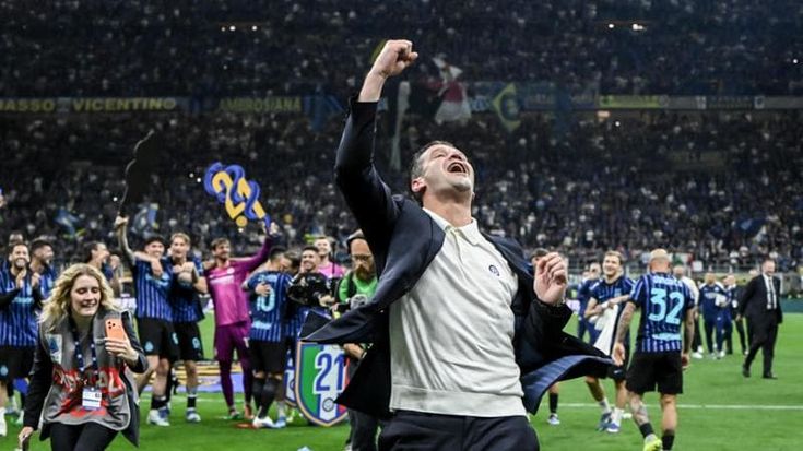 Chivu: “Io nella storia dell’Inter? C’ero già. Ho festeggiato con una sigaretta in spogliatoio”