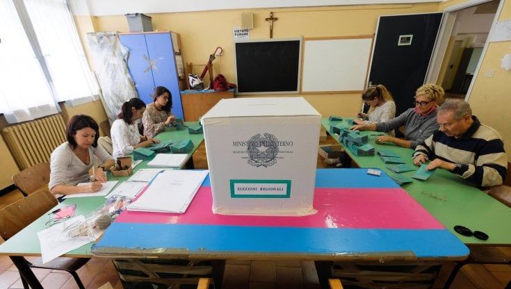 Ballottaggi 2021, la diretta del 18 ottobre: urne chiuse, affluenza in calo al 43,94 per cento 