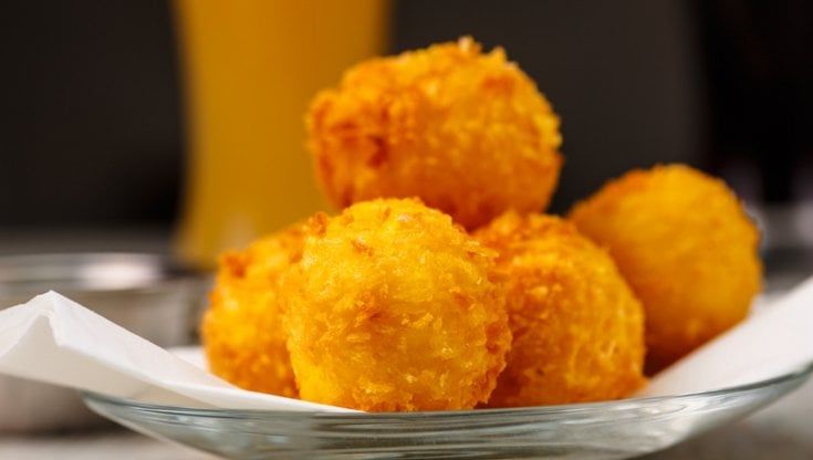 Crocchette di semolino, ricotta e tartufo nero
