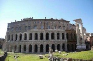 L'appello di Italia Nostra a Marino<br />"Ferma la svendita del Teatro di Marcello"