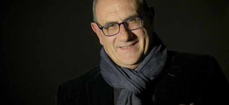 Gino Rivieccio: "Repubblica come un drone in volo sulla città, separando le notizie vere dalle fake news"