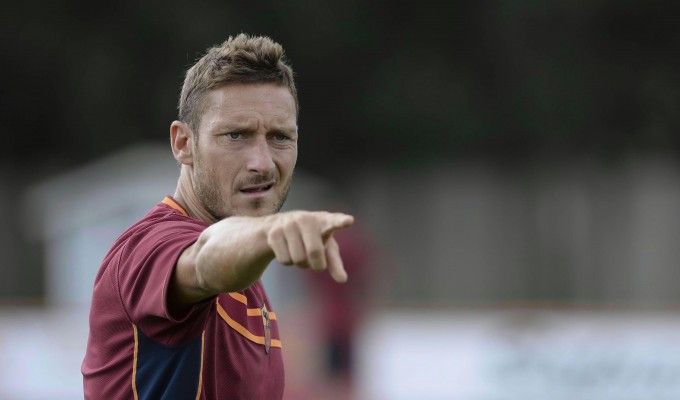 Roma, contro il Milan Totti parte dalla panchina
