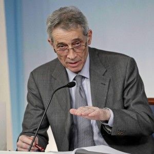 Ilva, &egrave; bufera sul commissario Bondi: "Nega i veleni"